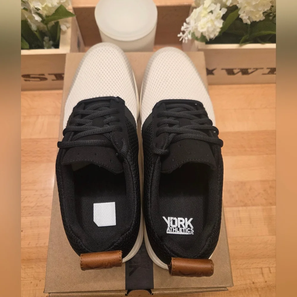 York Athletics Henry Runner Mesh Unisex Sneakers  Blk/Wht/Tan Women 9.5 Or Men 8